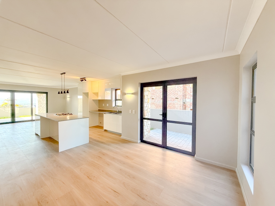 3 Bedroom Property for Sale in Plettenberg Bay Central Western Cape